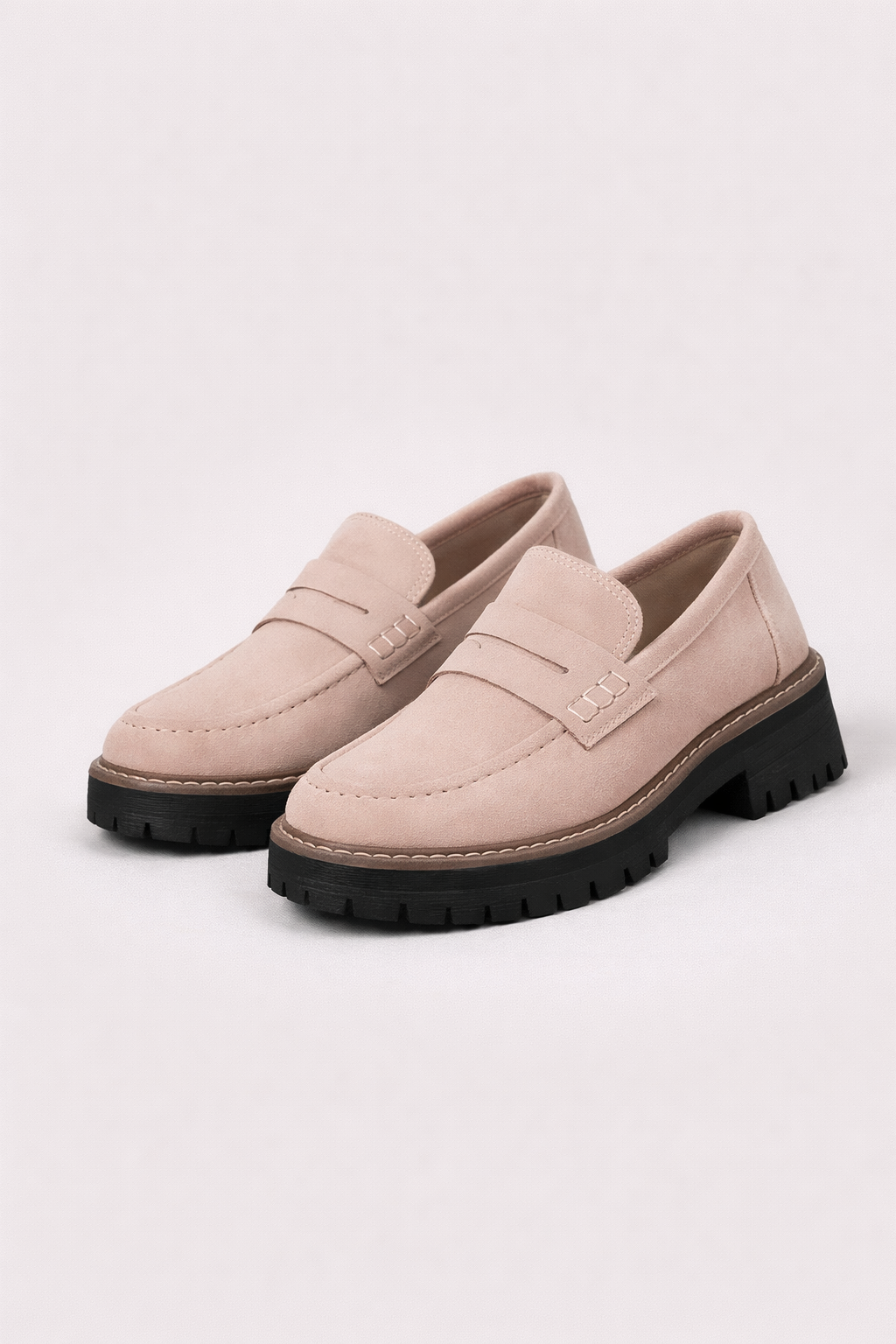Klassieke Suede Loafers met Chunky Lug Sole