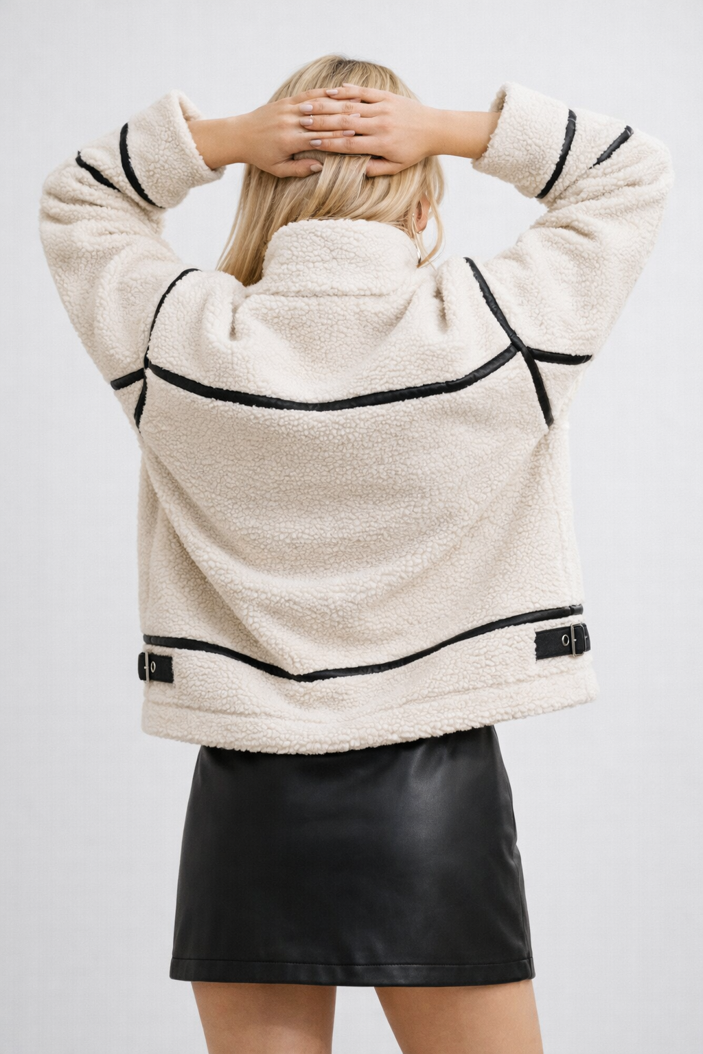 Andra Faux Shearling Aviator Jas Dames - Casual Chic met Contrast Trim