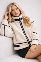 Andra Faux Shearling Aviator Jas Dames - Casual Chic met Contrast Trim