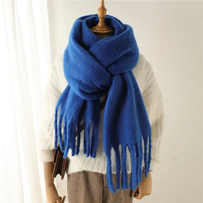 Amarah Zachte Scarf voor Dames - Trendy met Franjes
