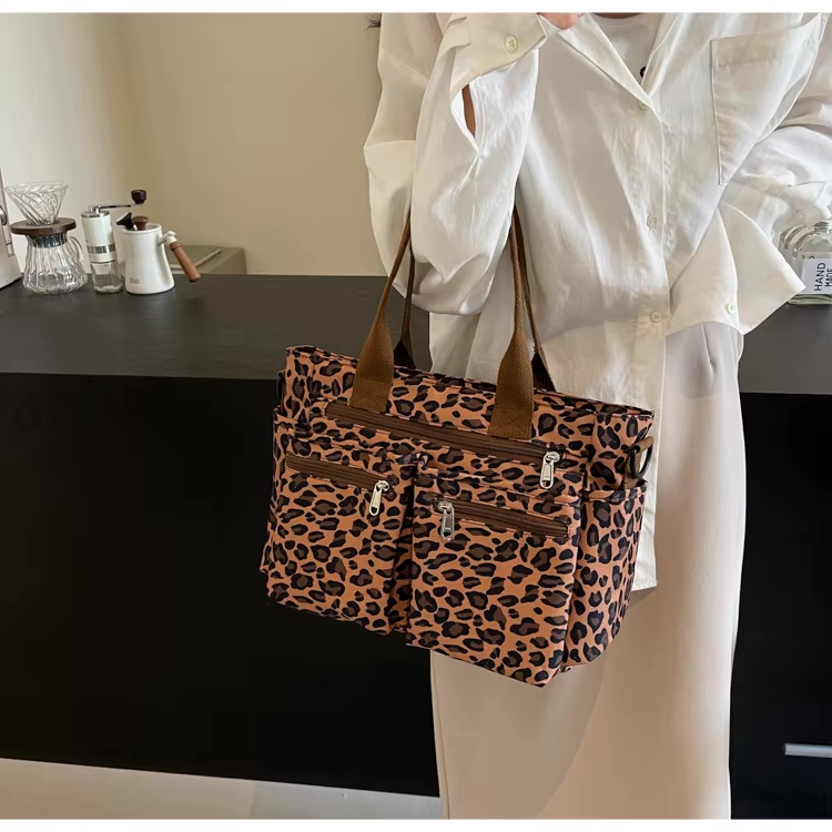 Tote Bag met Meerdere Ritsvakken