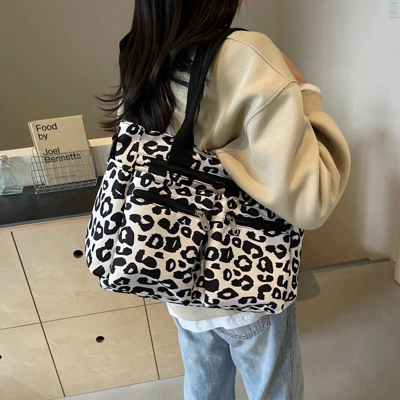 Tote Bag met Meerdere Ritsvakken