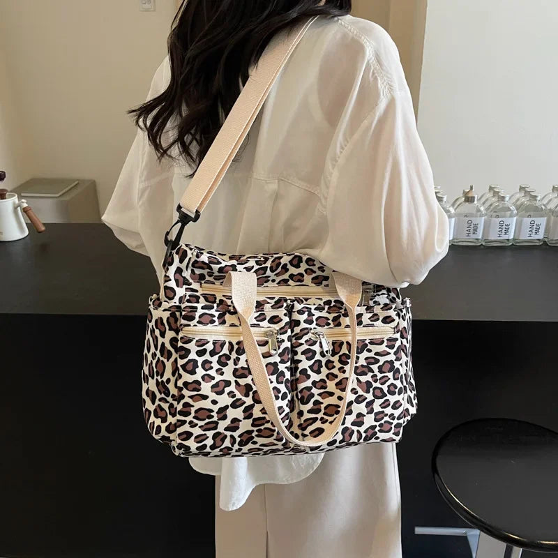 Tote Bag met Meerdere Ritsvakken
