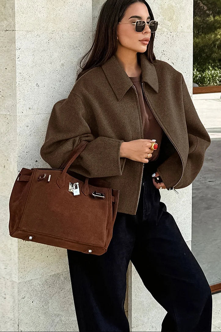 Moderne Wolmix Jas met Minimalistisch Klassieke Kraag